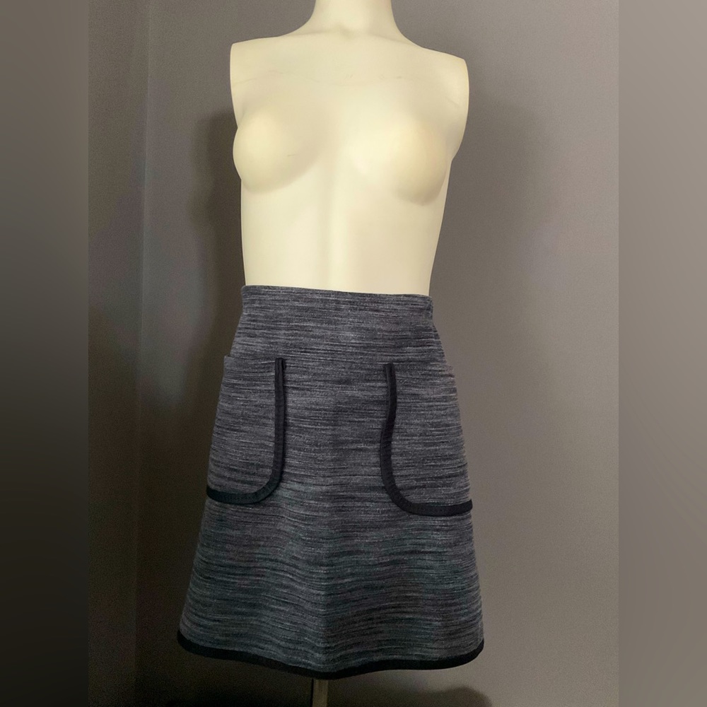 Grey A-Line Skirt with Front Pockets ● Max Studio